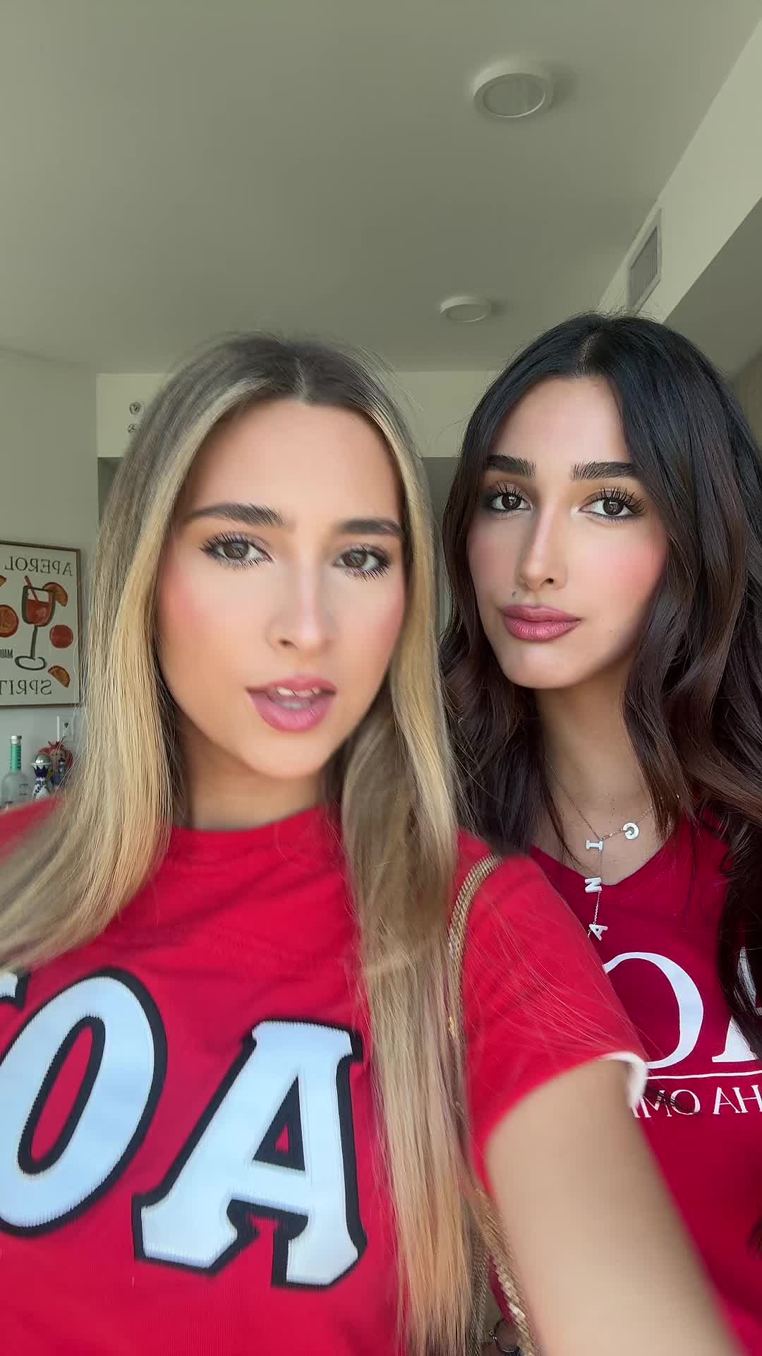 @ALYONA