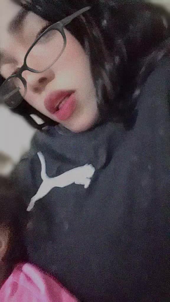 @nazarethflores.@01