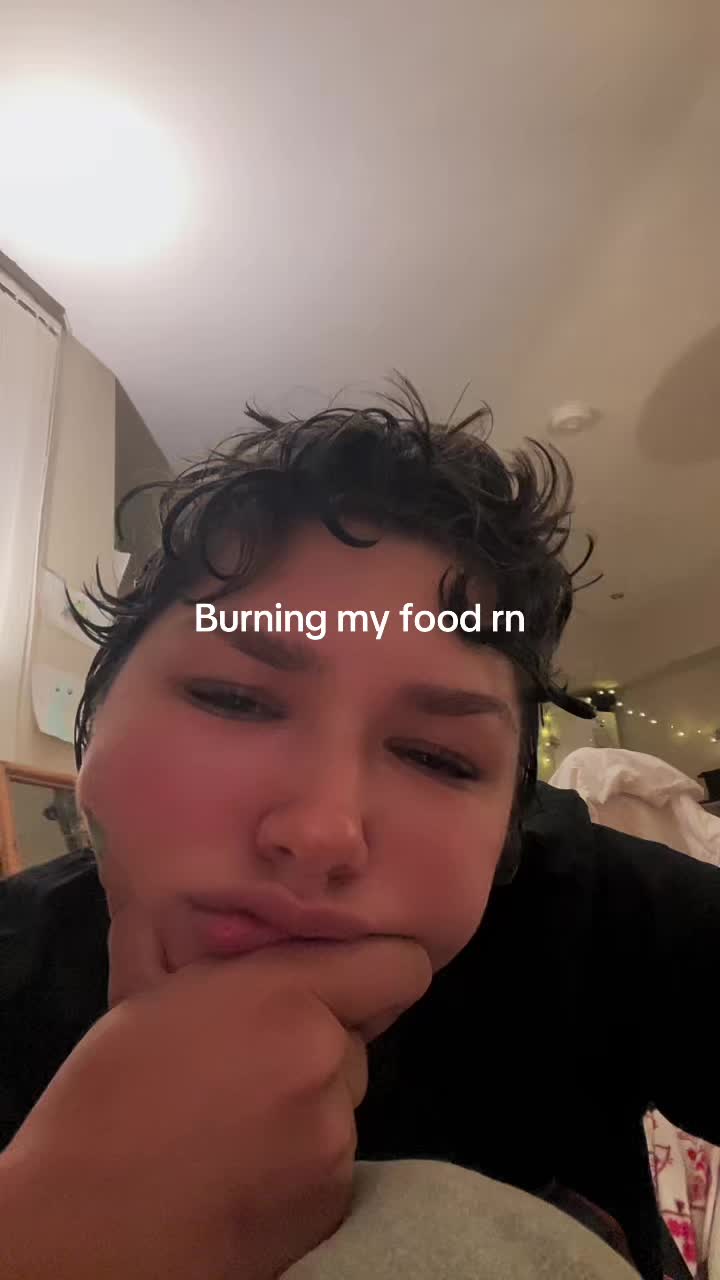 @Krispy 🧩