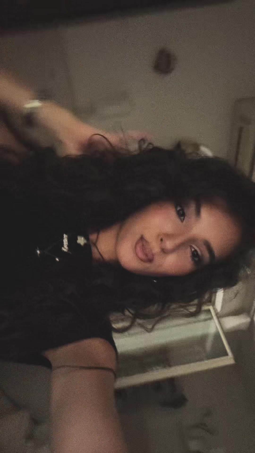 @Sonya con la y