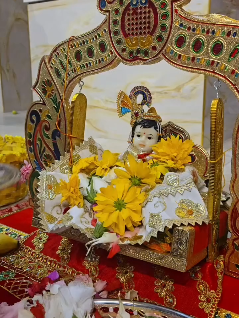 @Shri Radha Krishna Mandir