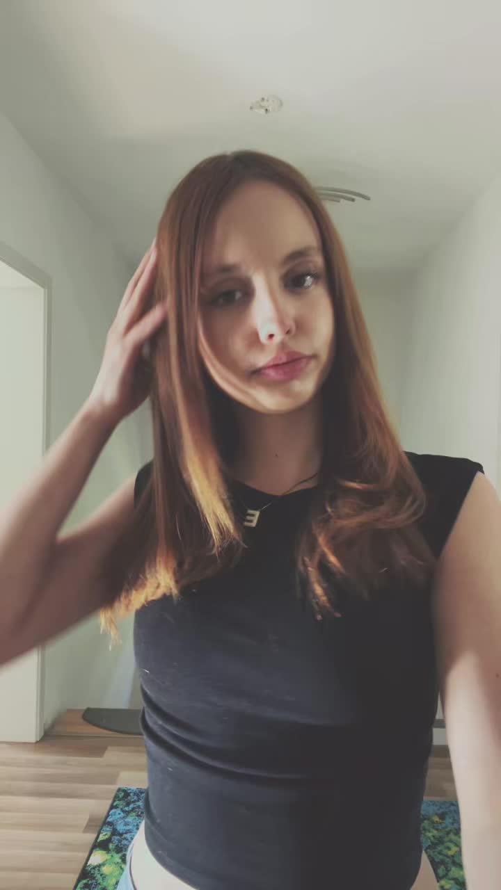@𝐸🥂🦢