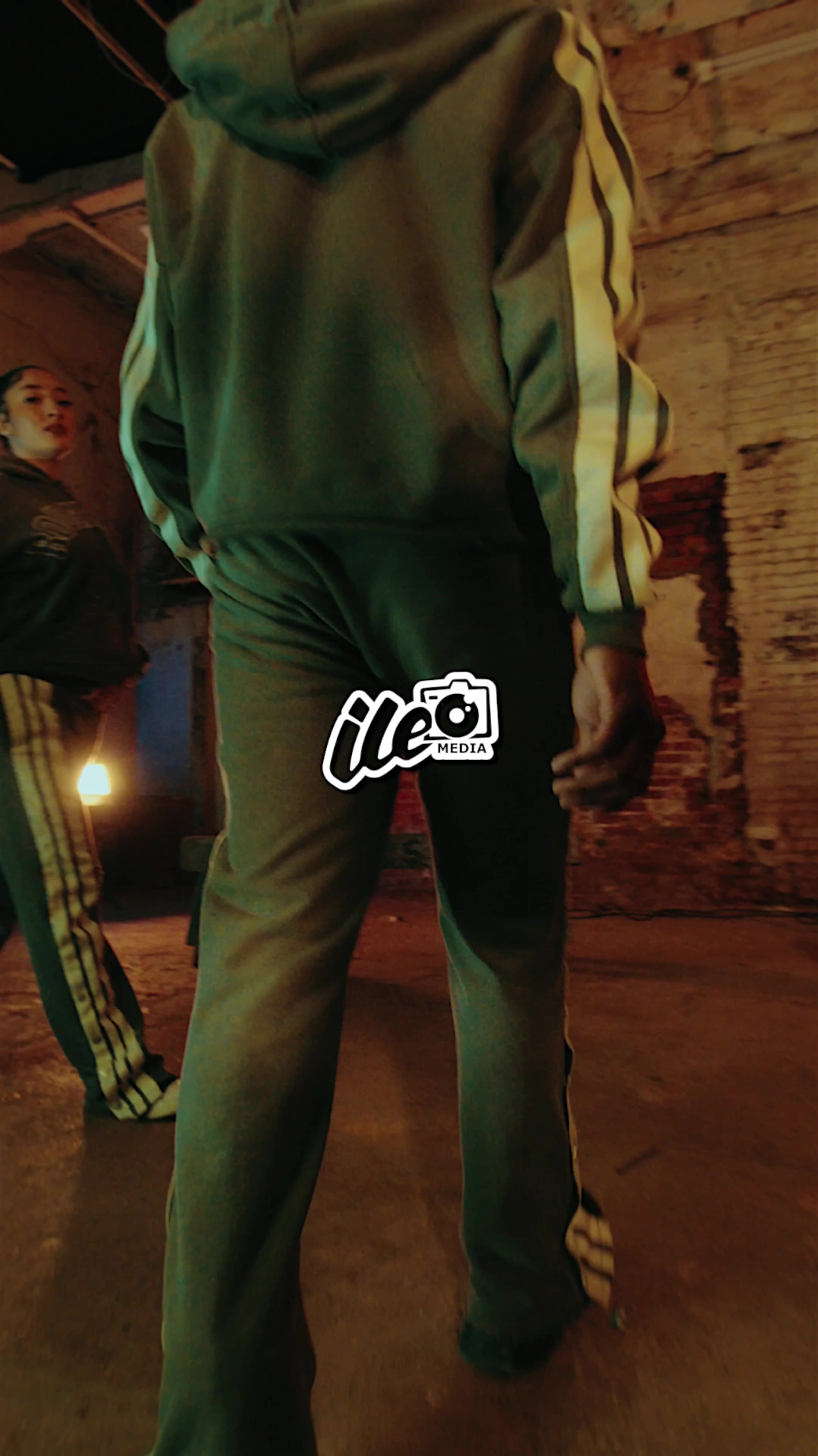 @Man4DMi$$ion