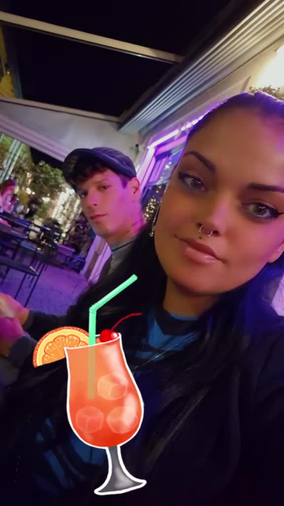 @Valentina