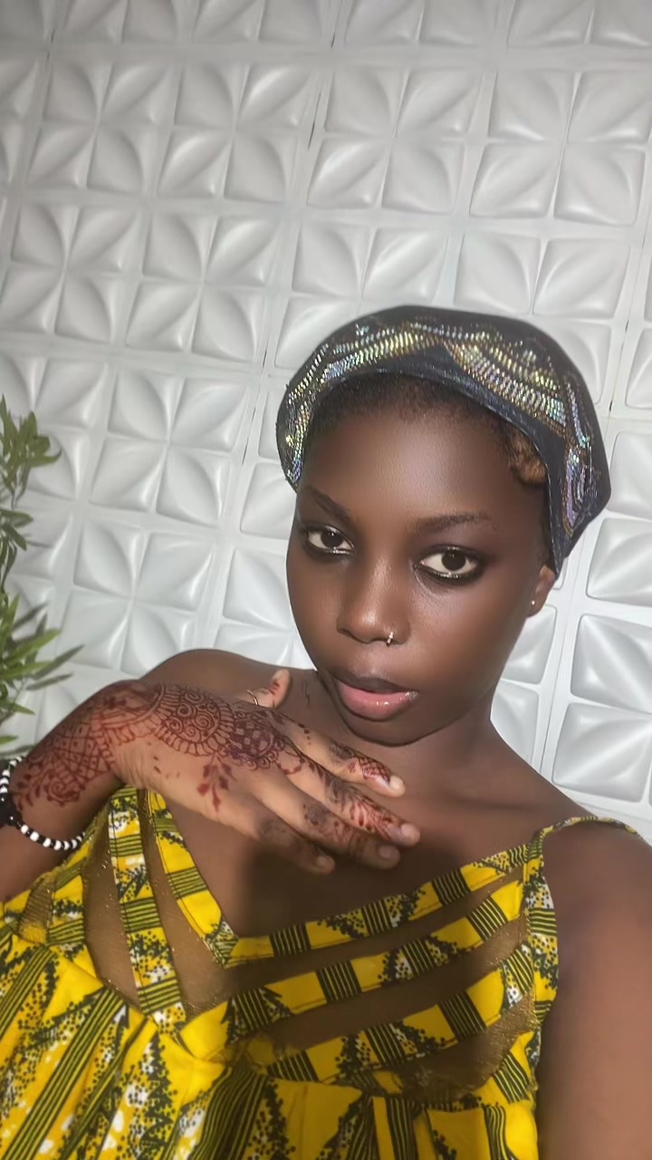 @Aminaa ~ 🇳🇪💕