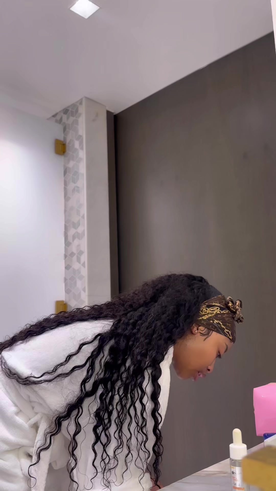 @Tsheamo_M