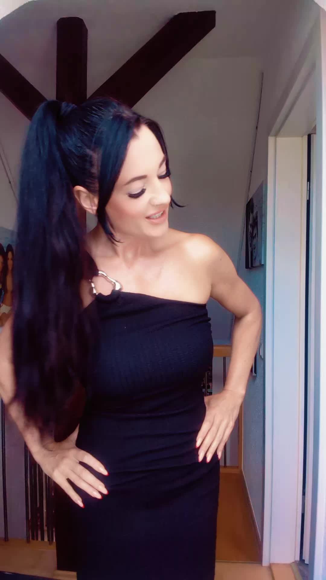 @🦋