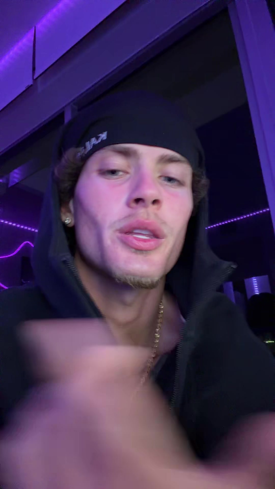 @idkaceakers