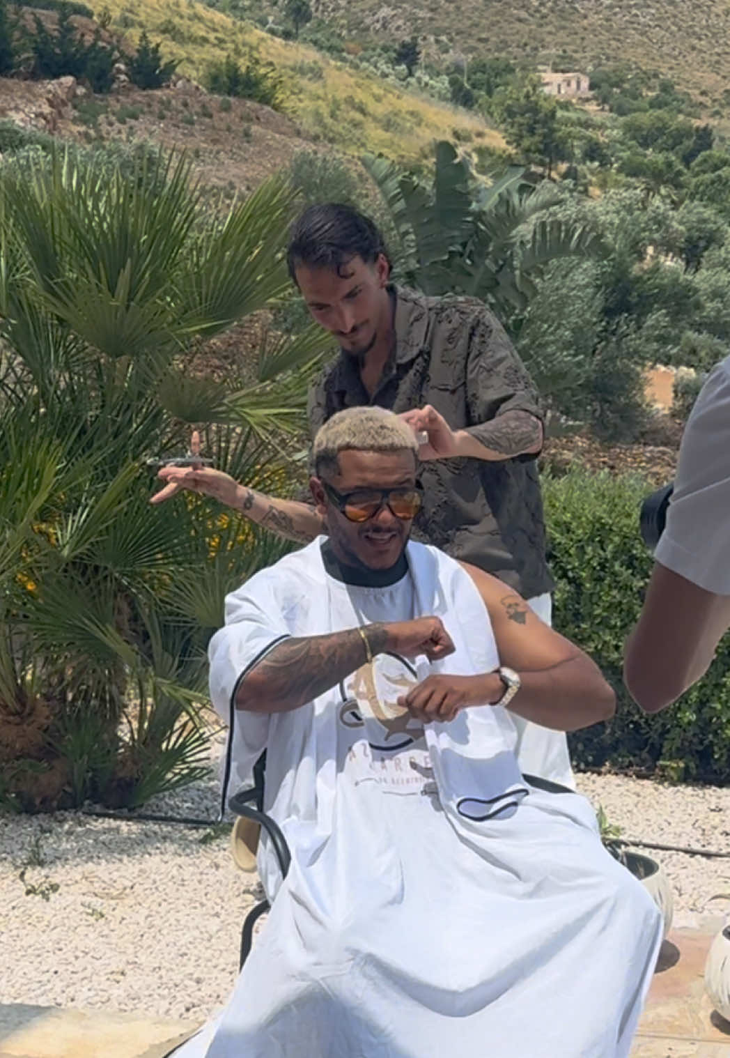 @AZ BARBER
