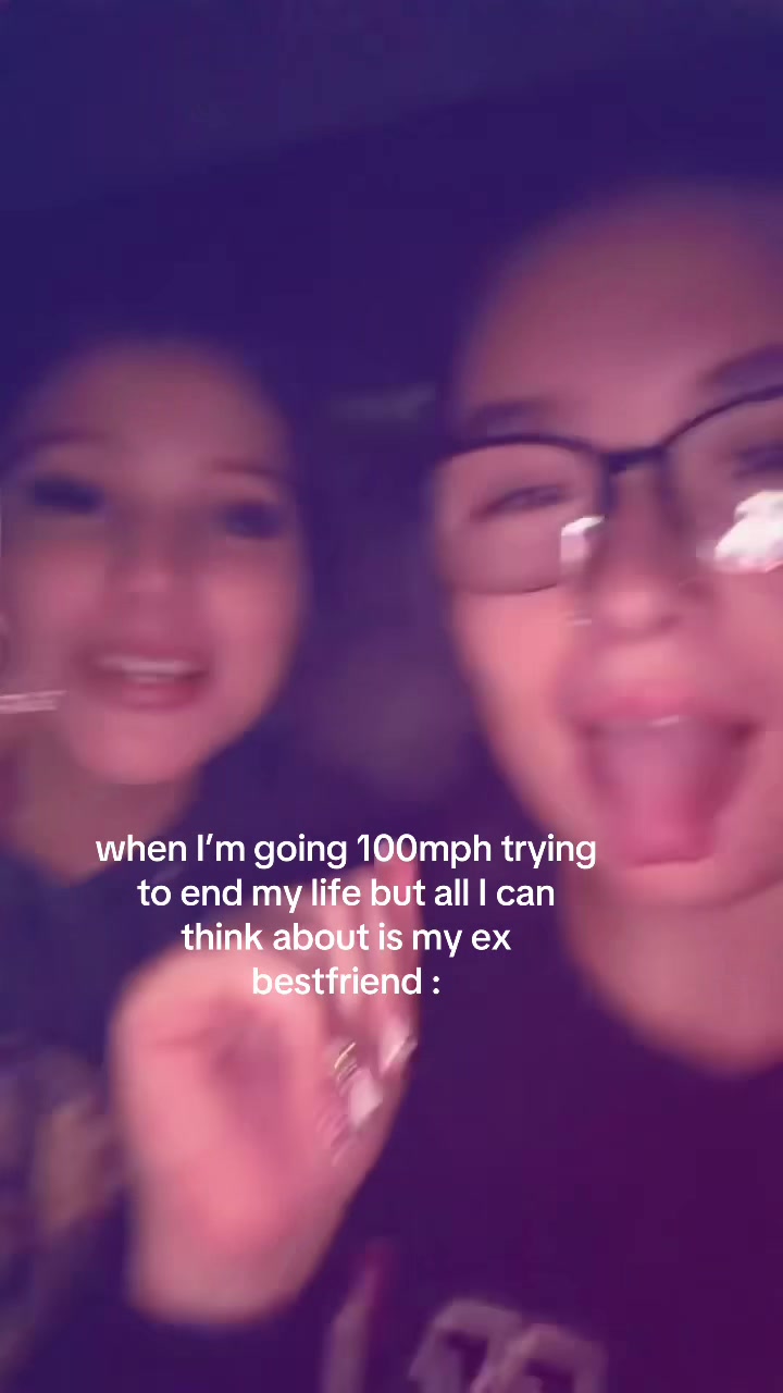 @adriannamarieeblogs.