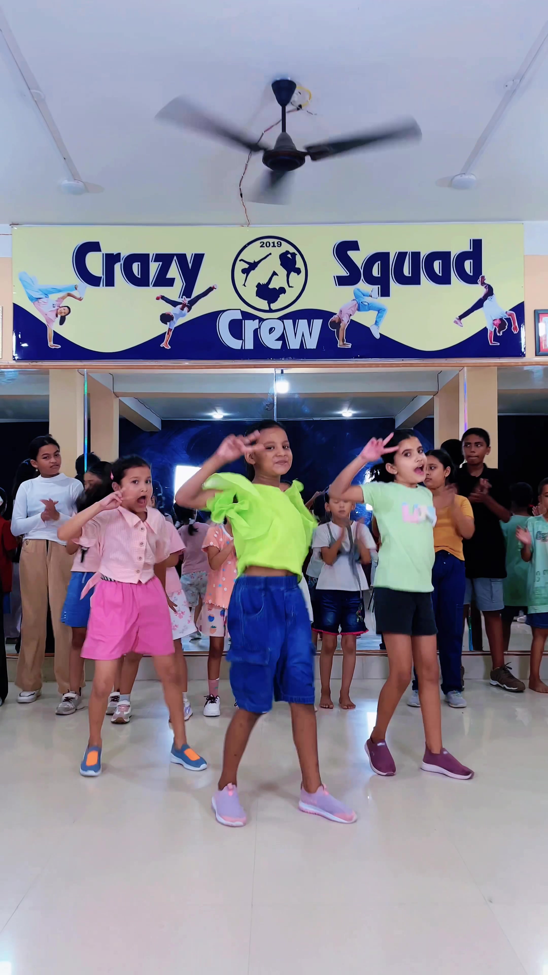 @Crazy Squad Crew