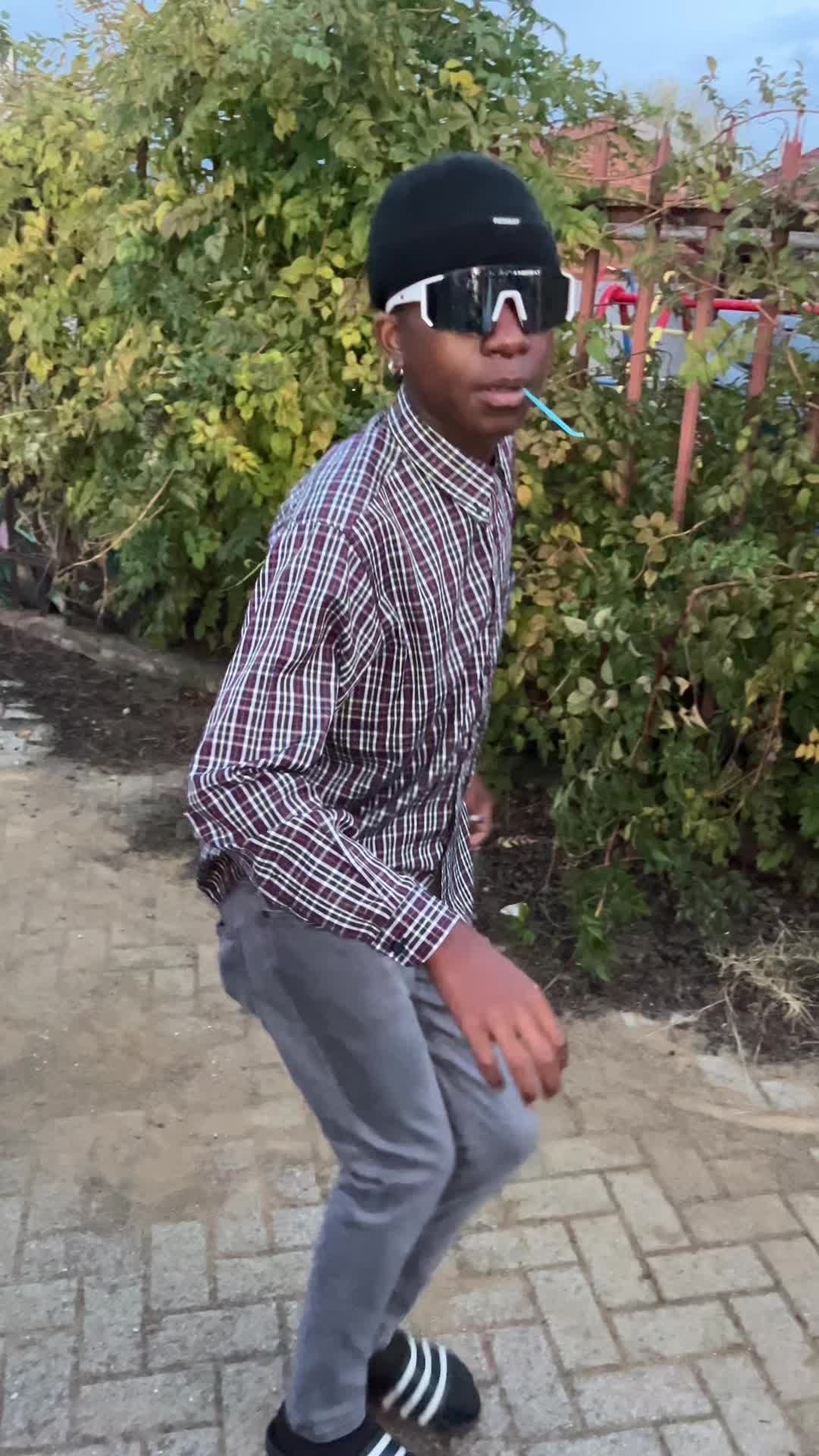 @Sbusiso LV RAZO ๐ฅ๐๐ผ