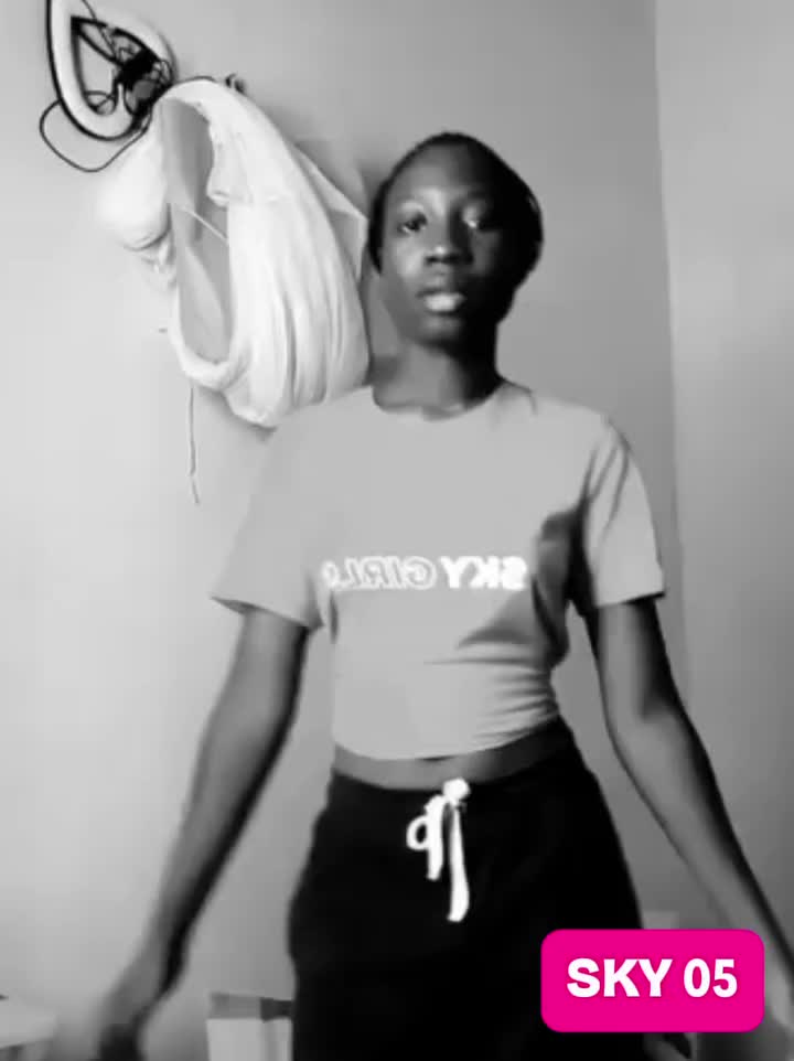 @SKY Girls S&eacute;n&eacute;gal