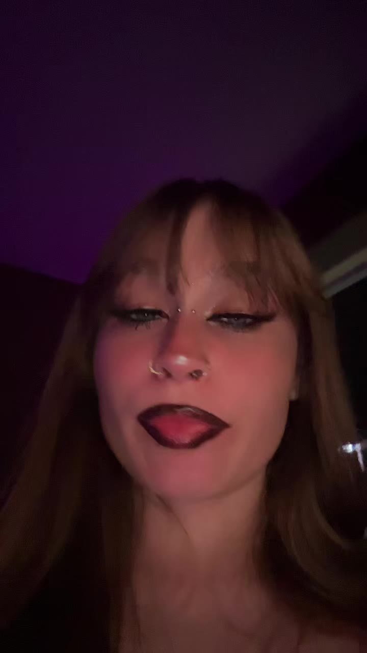 @♚𝕮𝖊𝖗𝖙𝖎𝖋𝖎𝖊𝖉𝖖𝖚𝖊𝖊𝖓♚