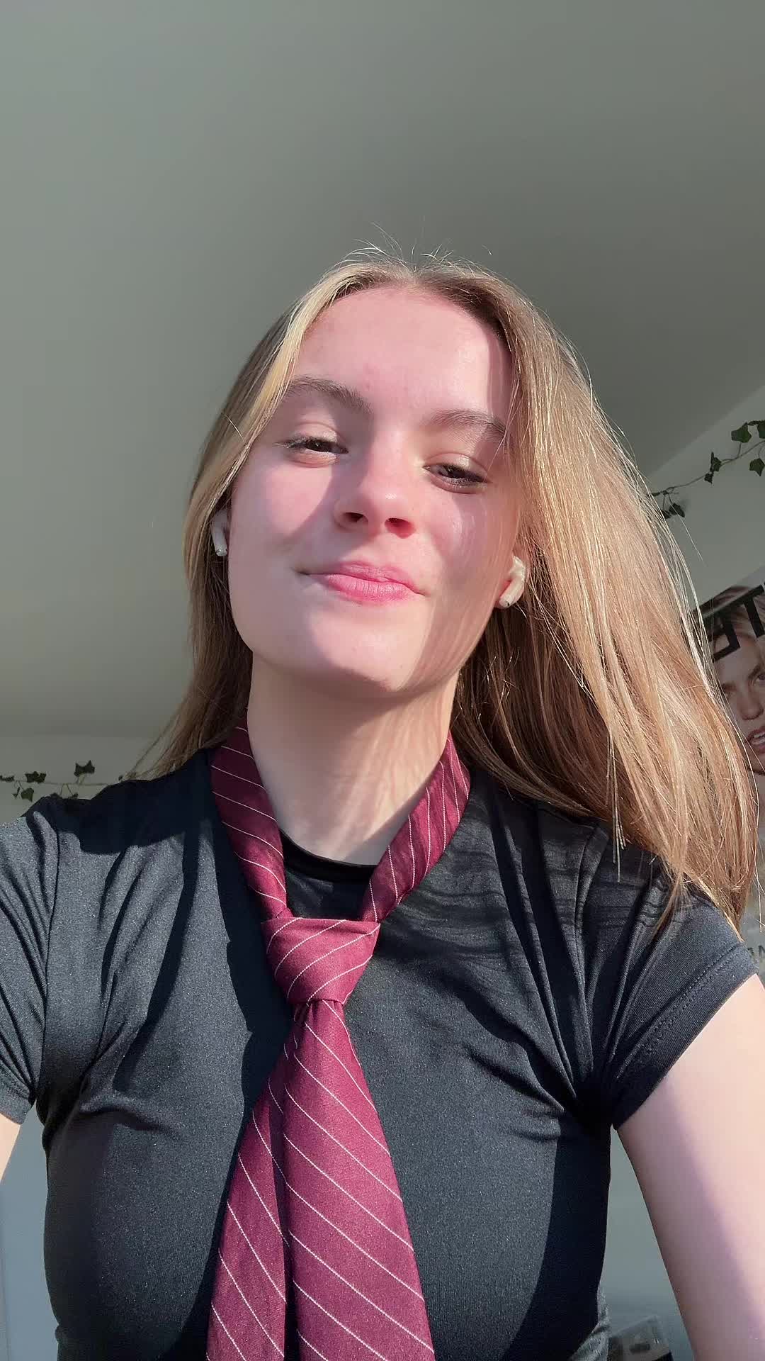@mijn ⭑｡𖦹&deg;‧