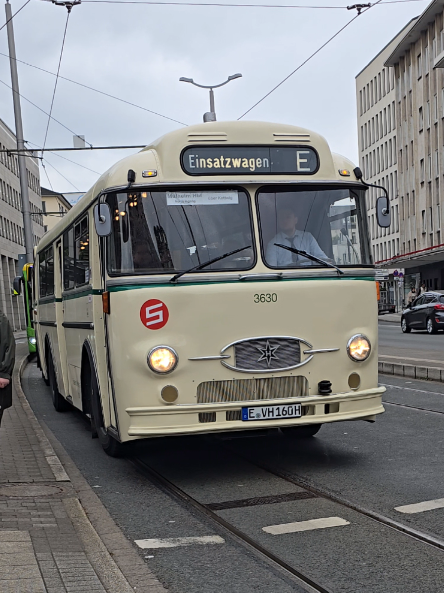 @Ruhrspotter