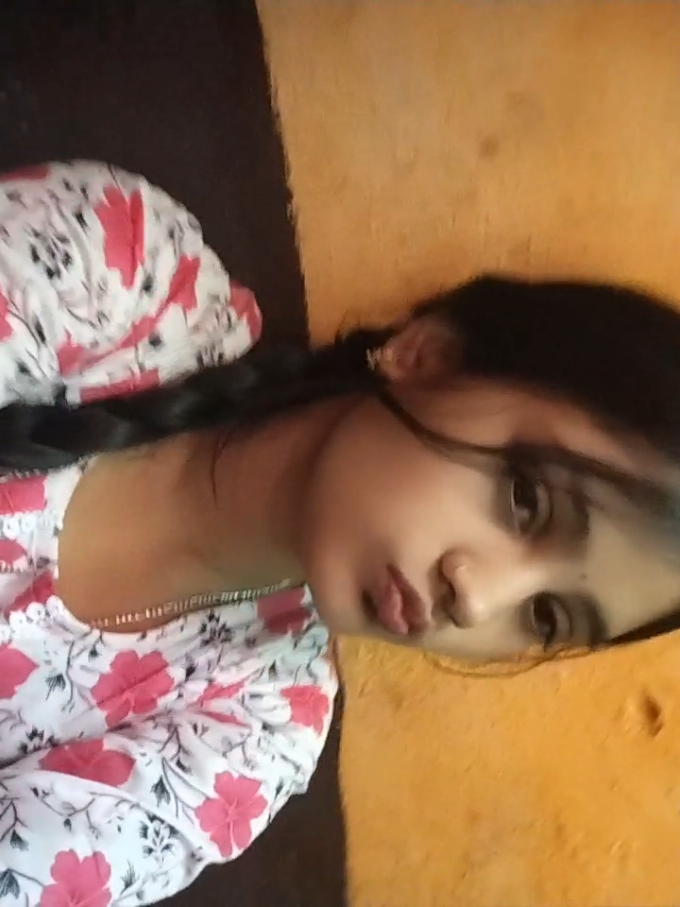 @nishu_💐☺️
