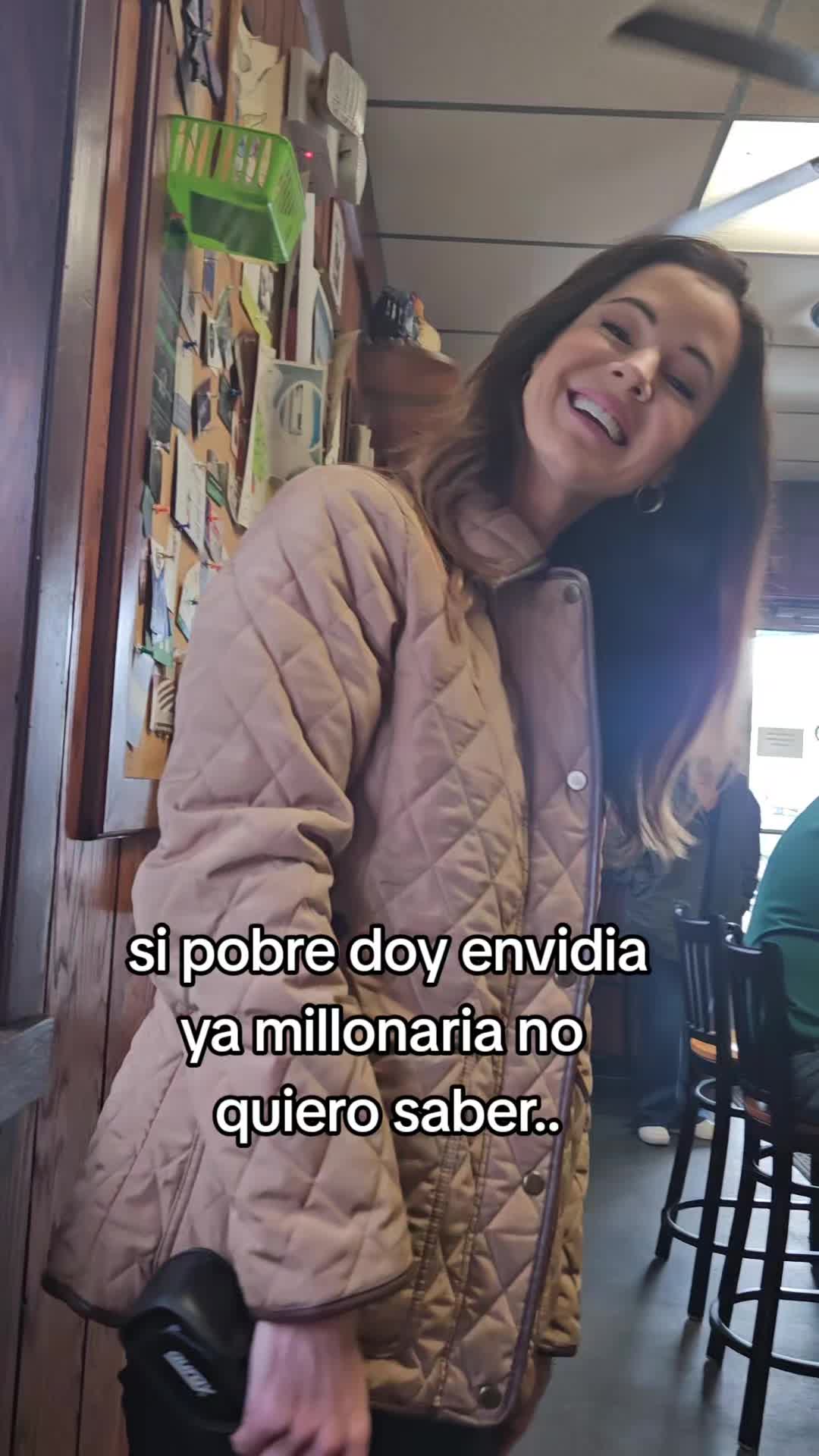 @vickytorres