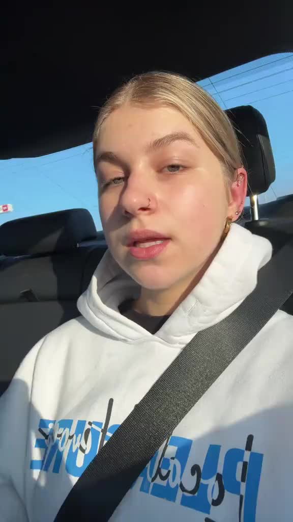 @batorskanicole🌟