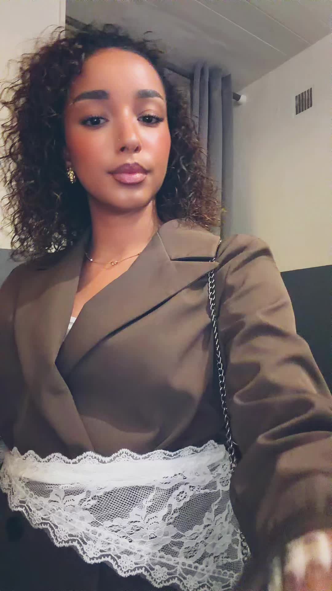 @Imene