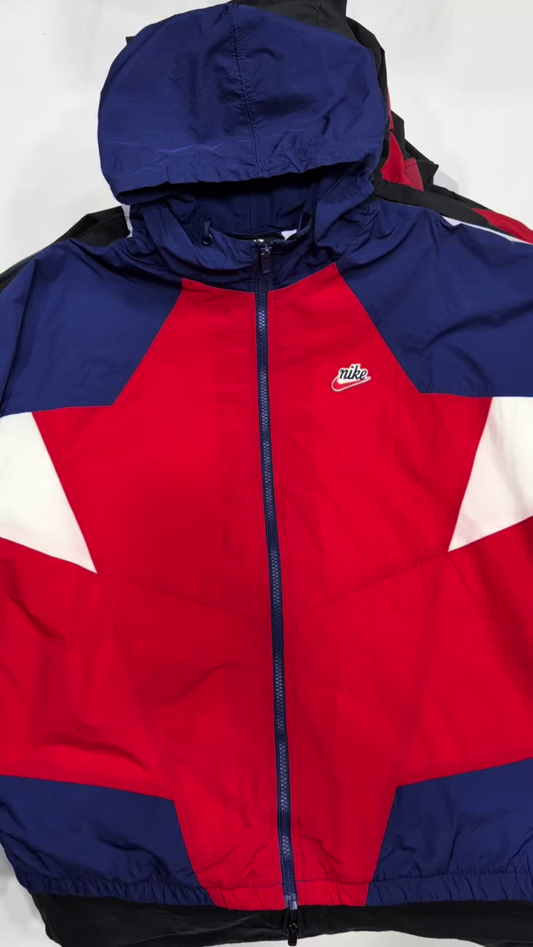 @META SPORT ROPA DEPORTIVA