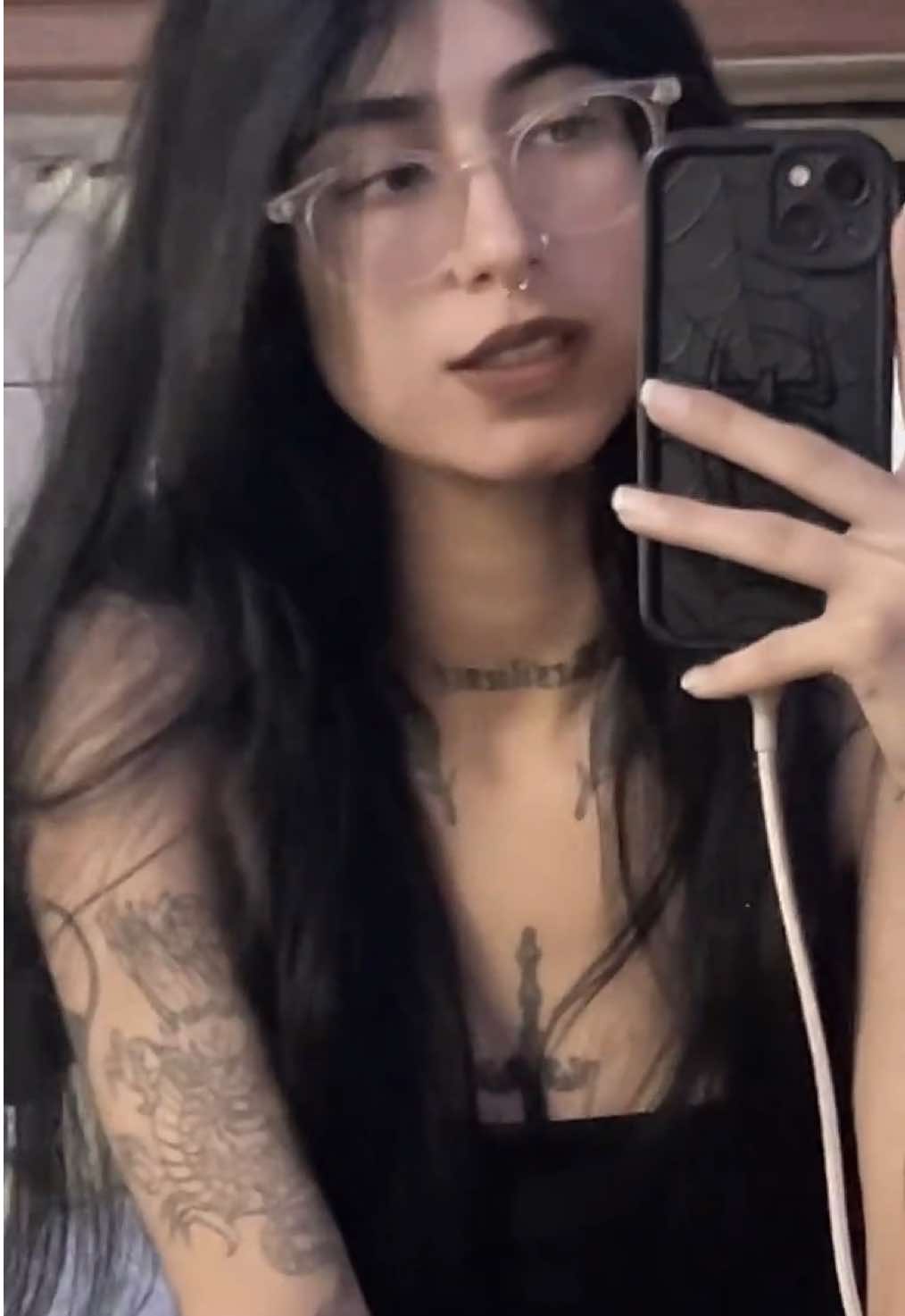 @𝔢𝔪𝔦𝔩𝔶