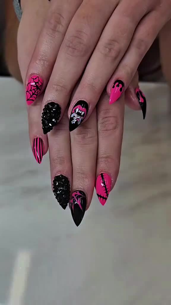 @ExtraBeautyLounge