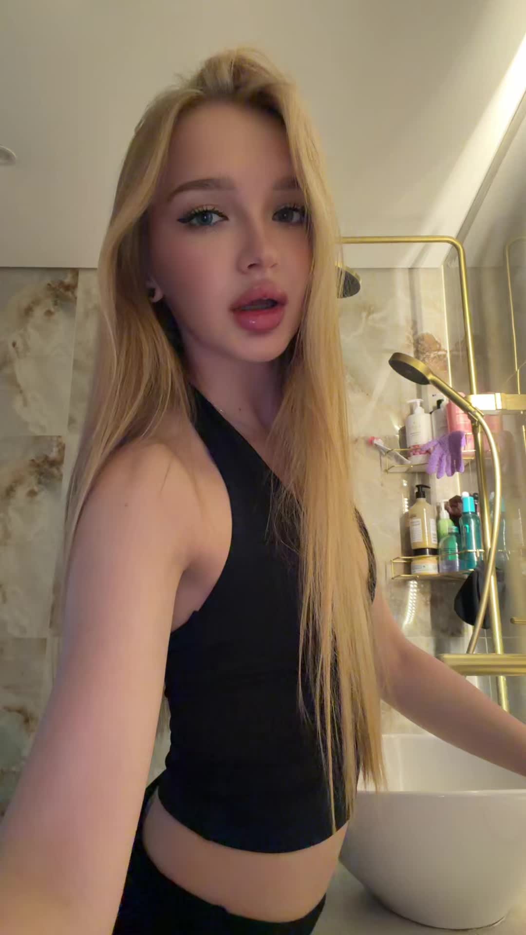 @анечка