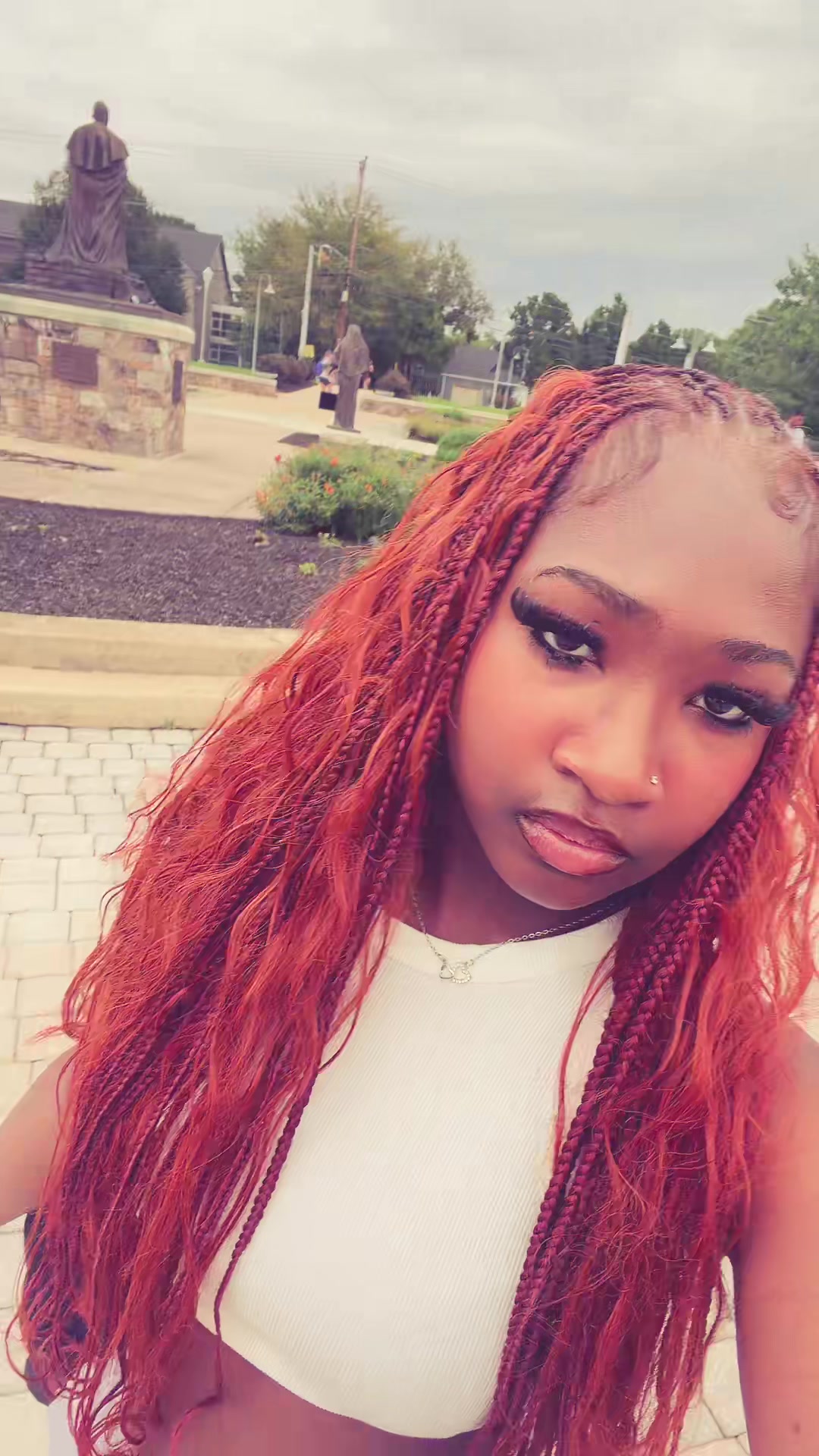 @Queenariiiberryyy🍓