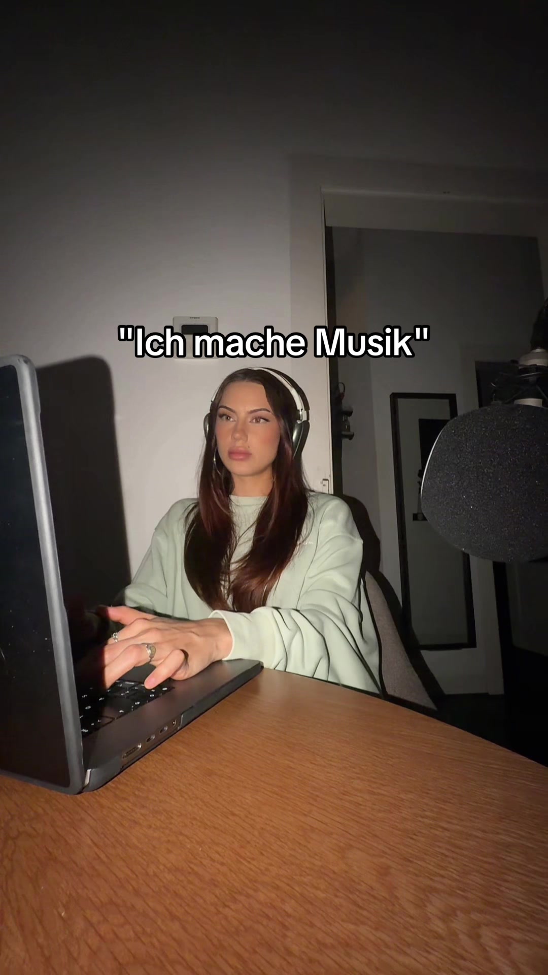 @LIÄN