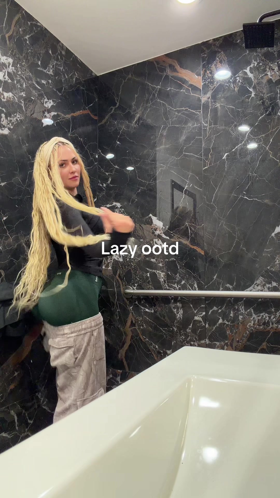 @haleyzz