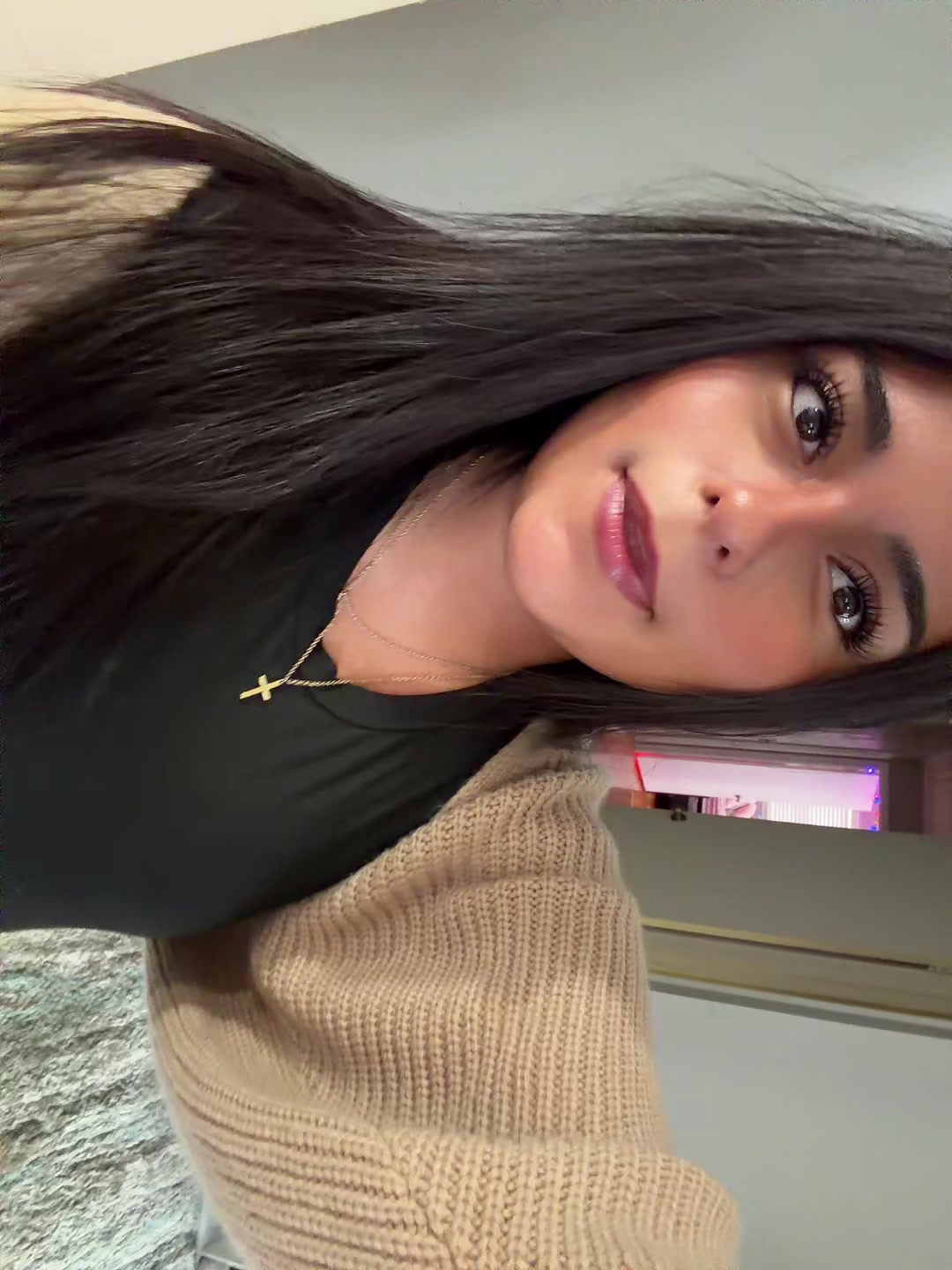 @Cayla