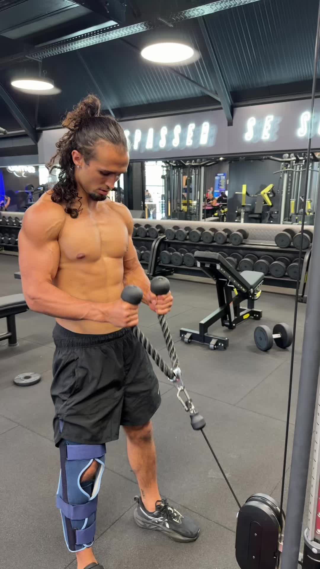 @Enzo_rfl83