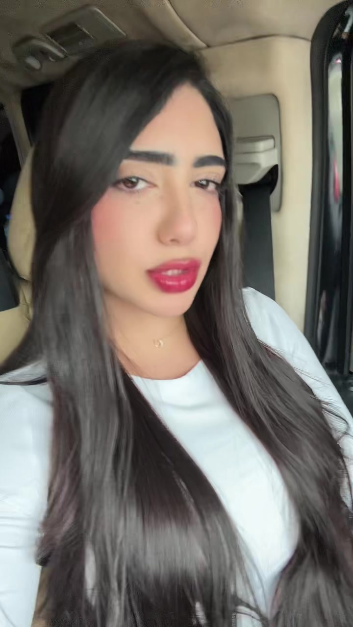 @Ella