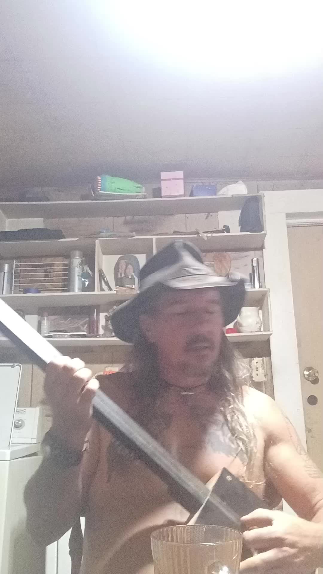 @Jr
