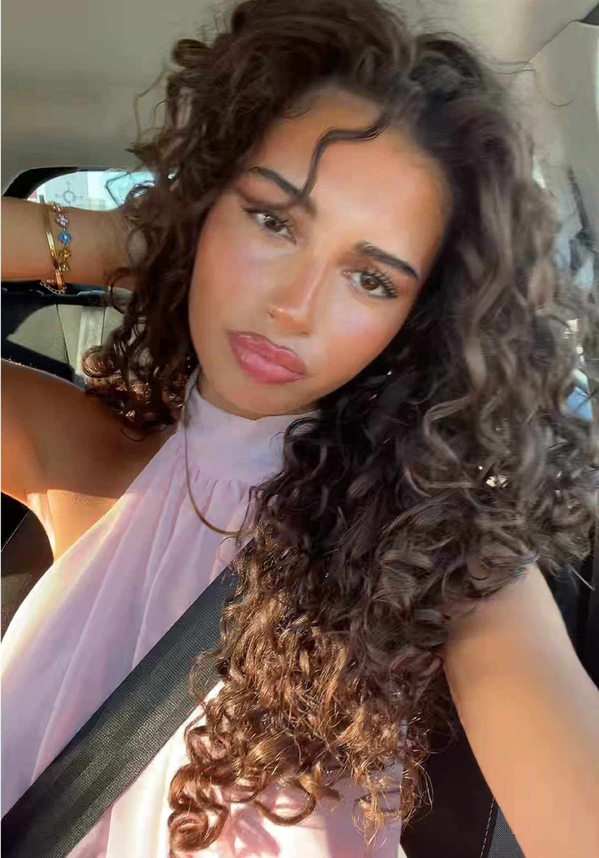 @iliana