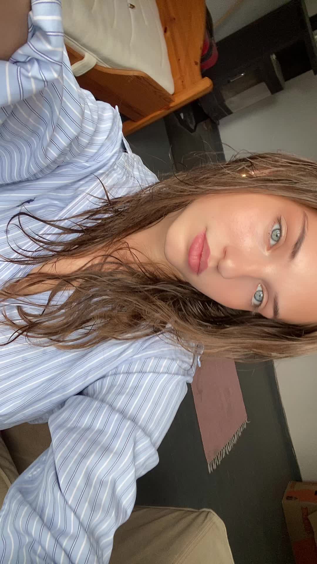@anna