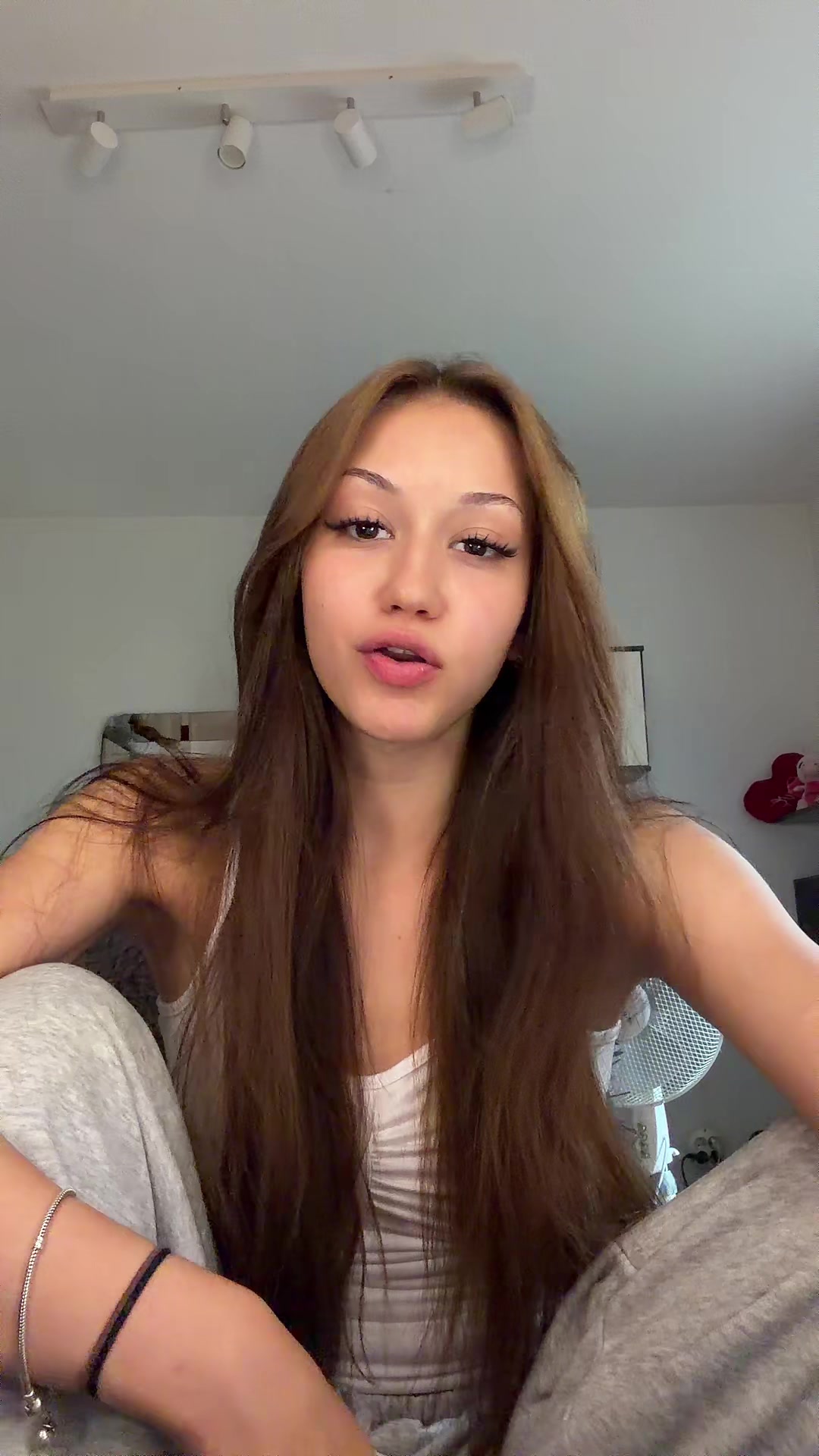 @ig:jkrysiaaak