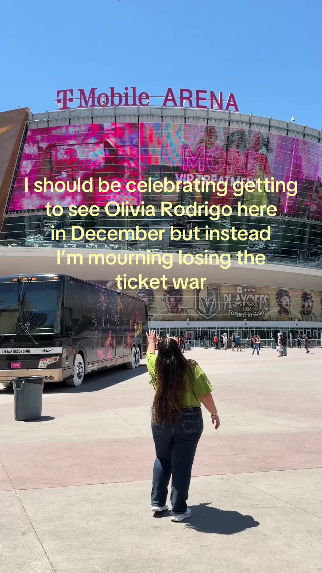 @lifewithitzellovato