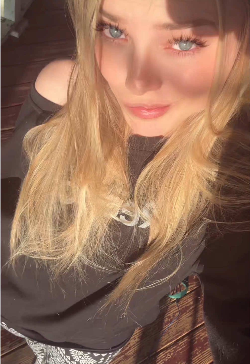 @Bella
