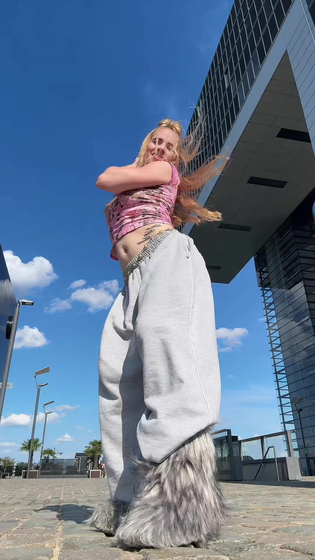@Julika