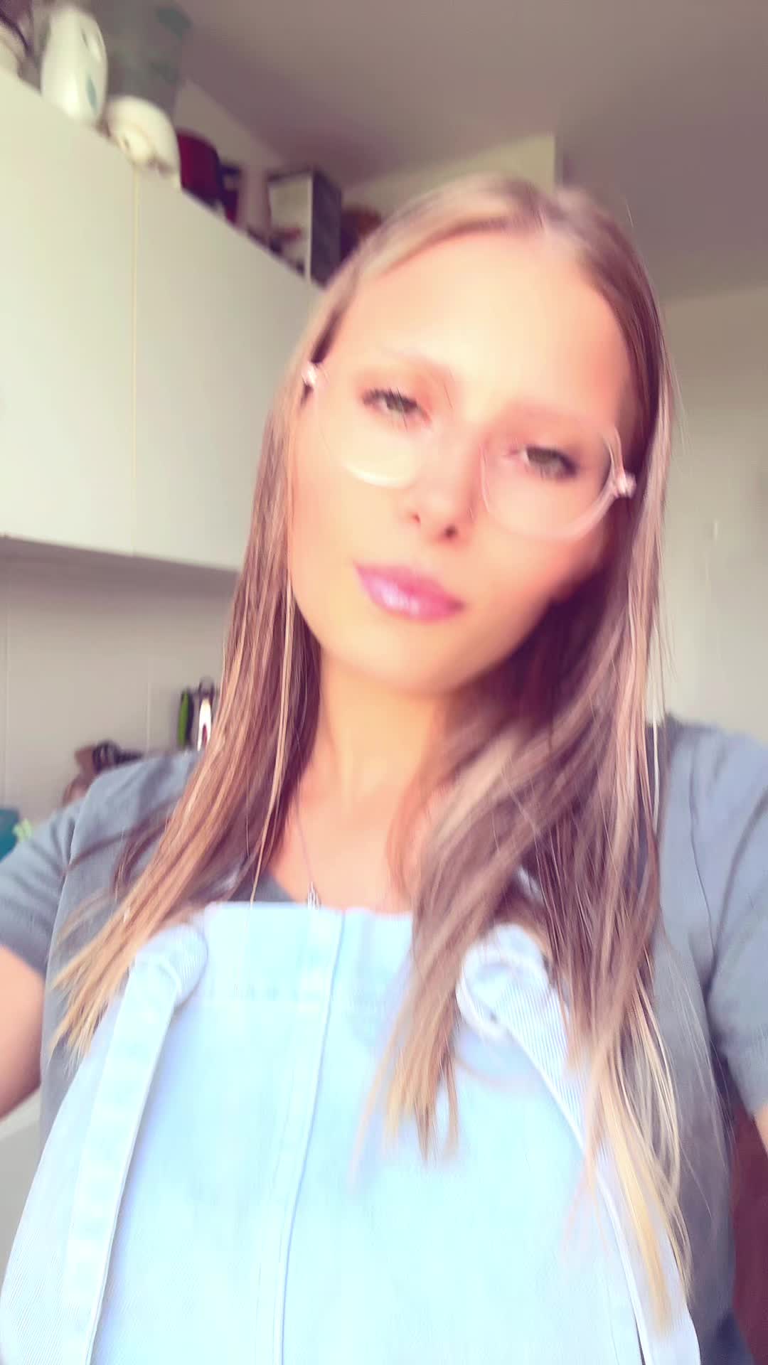 @_Ellooddiee_