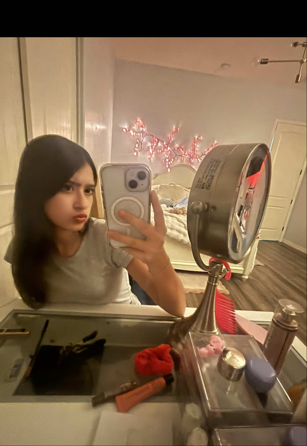 @Sophꨄ