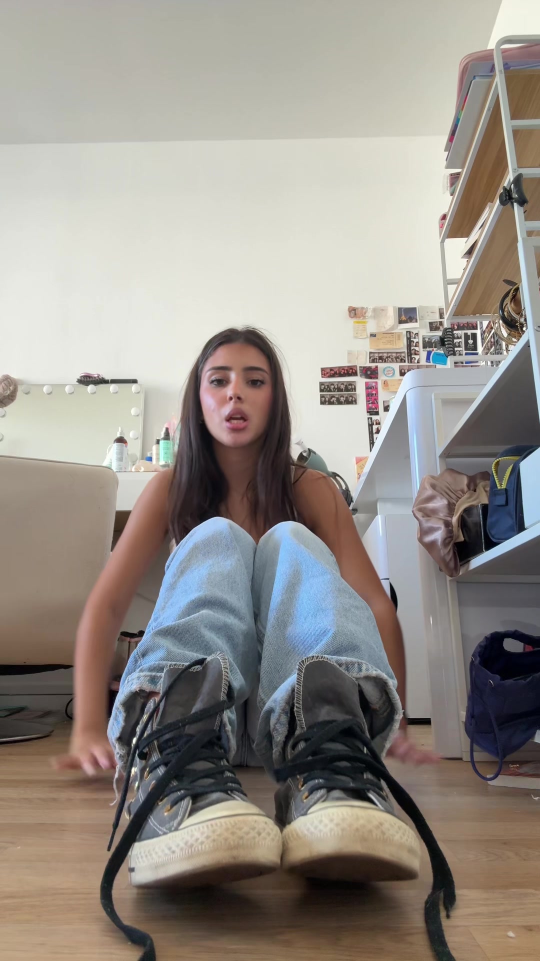 @whooischarlotte