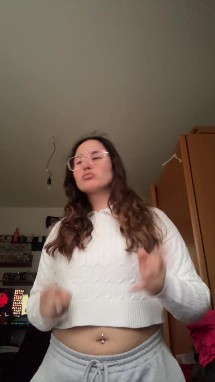 @Valeria