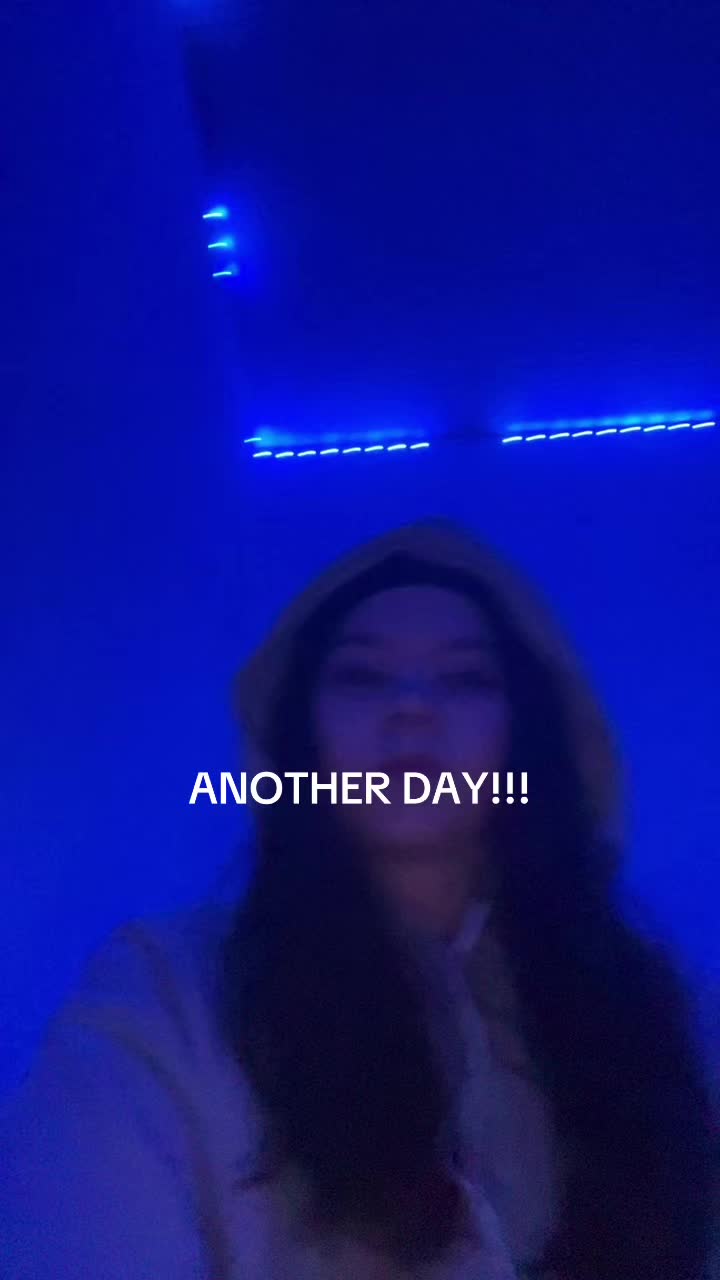 @bluee_flyy