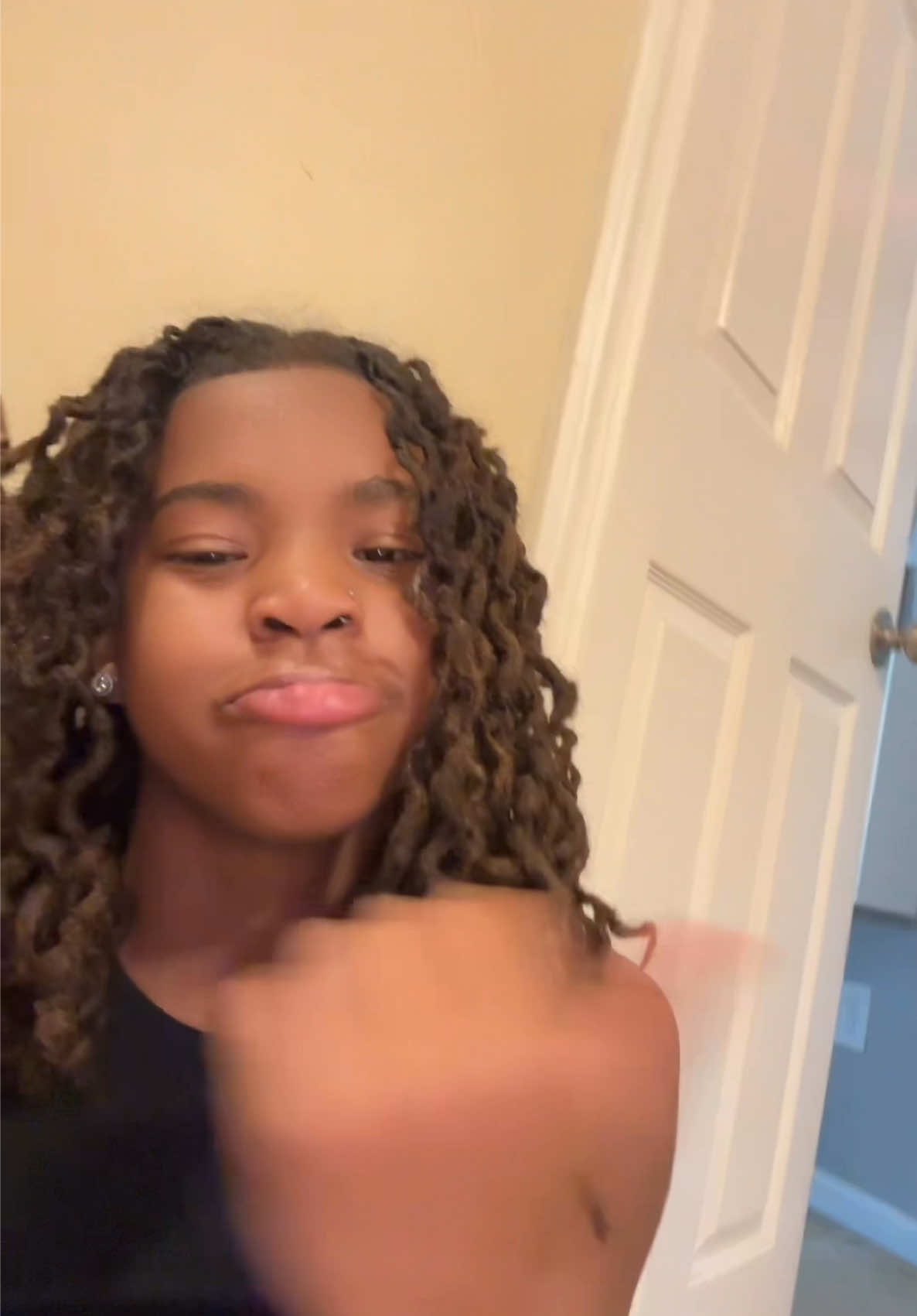 @️