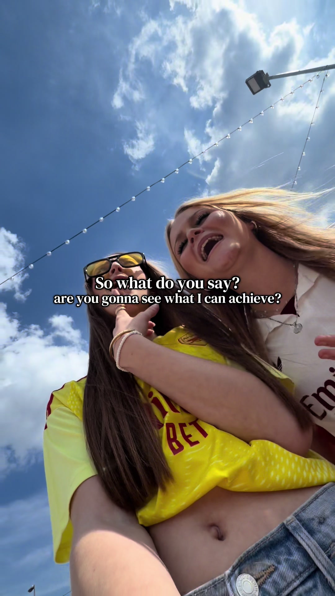 @𝓡𝓸𝓸₁₈