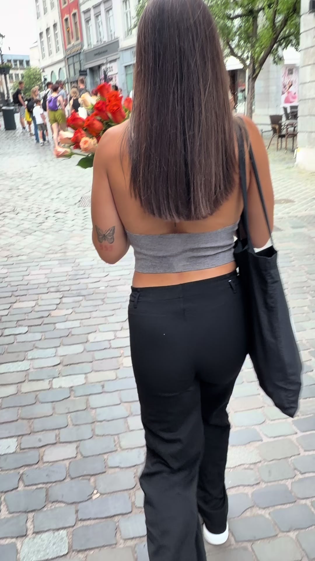 @Laramarieconrads