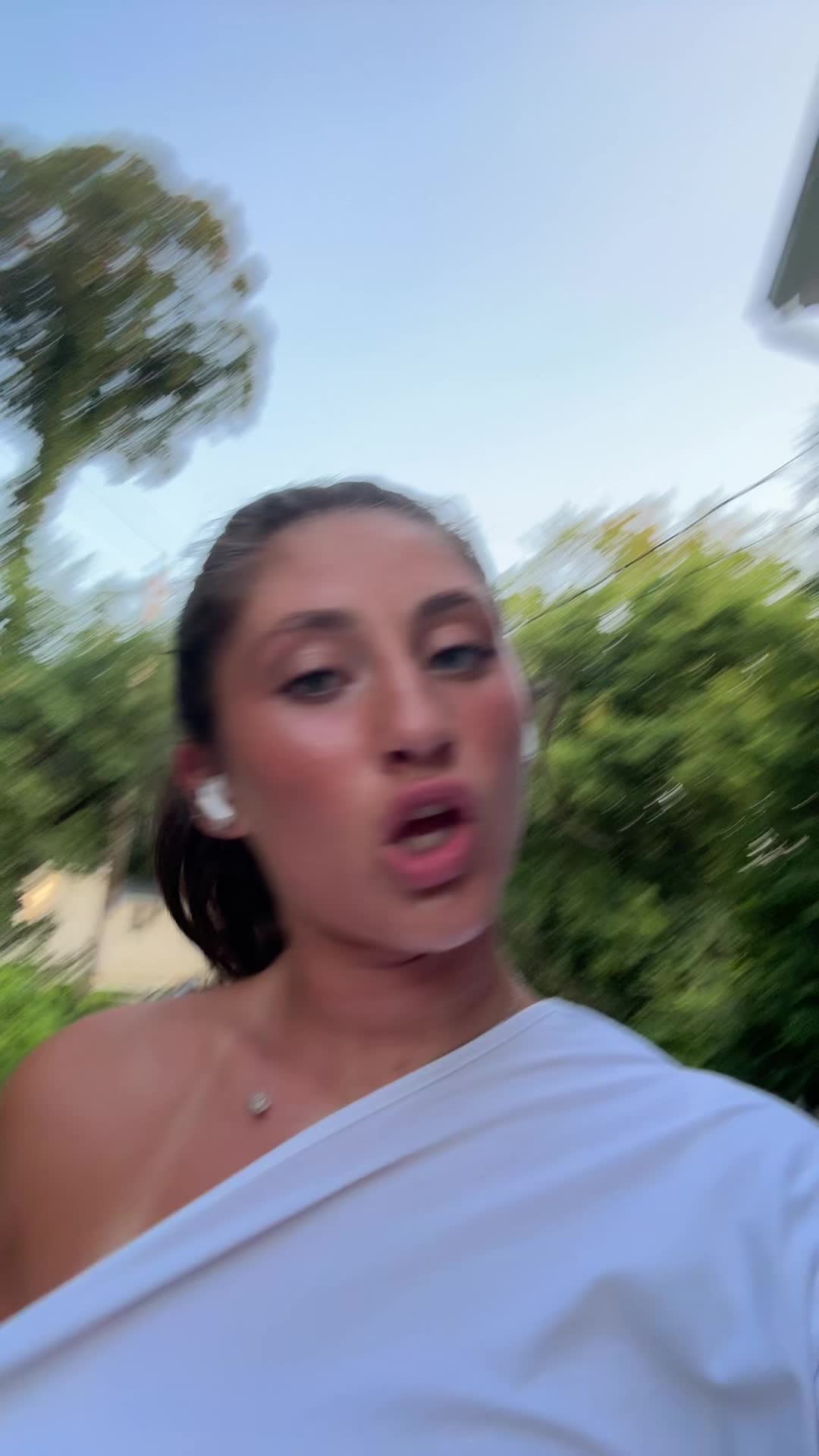 @yo